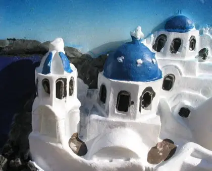 Una miniatura delle stupende casette bianche e blu greche